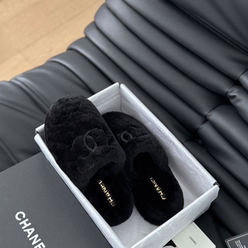 Ch*el slippers